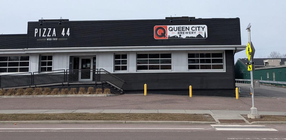 Front entrance to Queen City Brewery.